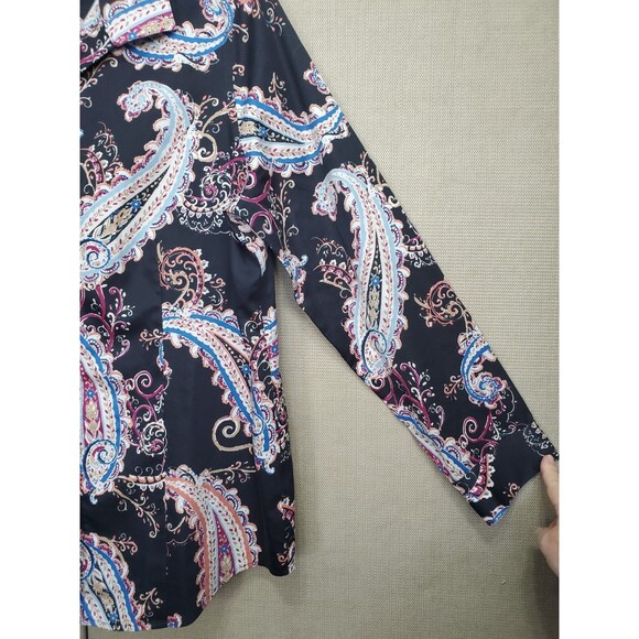 Chico's No-Iron Sateen Paisley Wing-Collar Button-Up Shirt Size 1 Medium - Picture 2 of 6